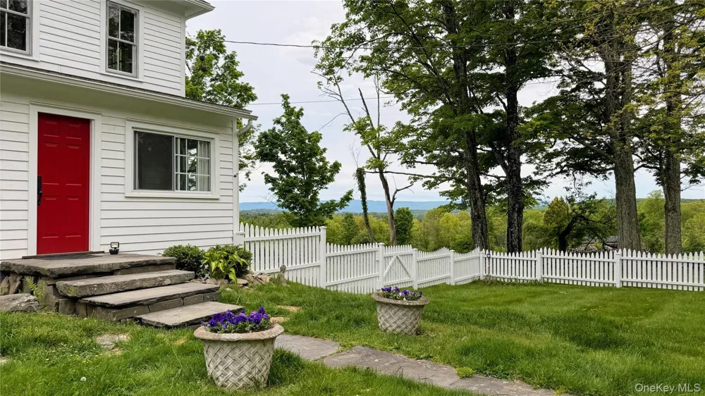 85 Kelder Road Olivebridge, NY 12461