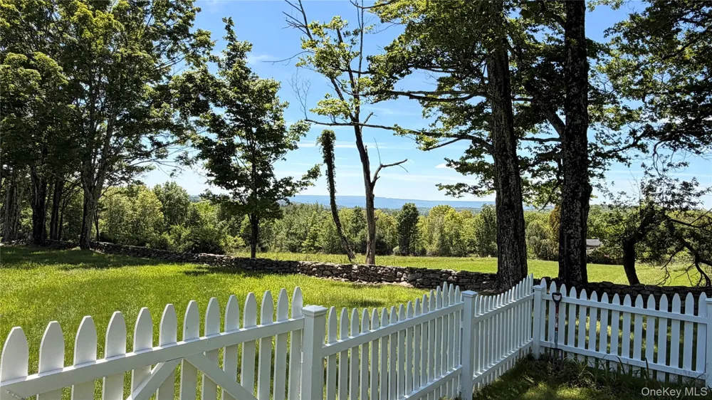 85 Kelder Road Olivebridge, NY 12461