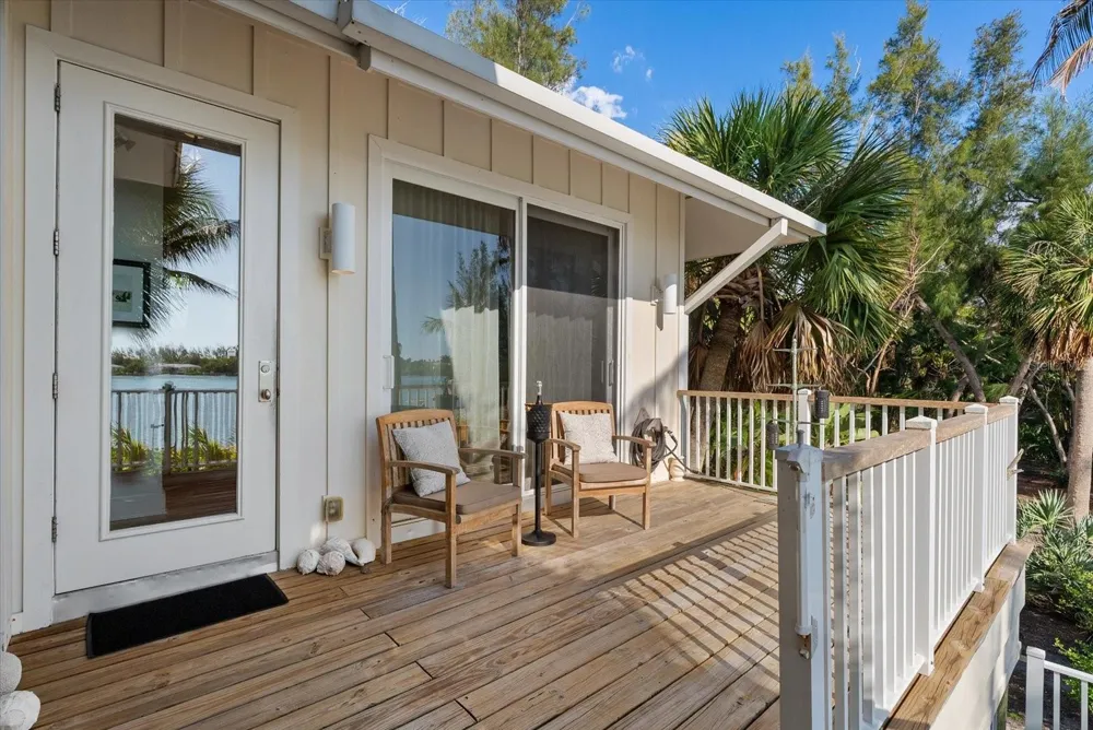 7143 LA LENAIRE DRIVE Longboat Key, FL 34228