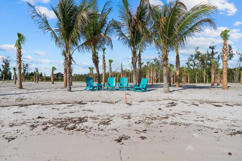 7143 LA LENAIRE DRIVE Longboat Key, FL 34228