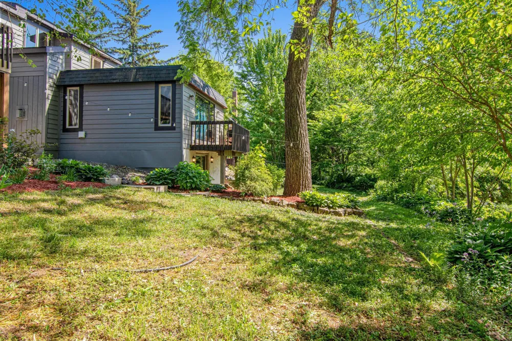 1377 2nd Avenue Newport, MN 55055