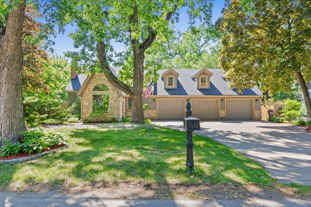 1377 2nd Avenue Newport, MN 55055