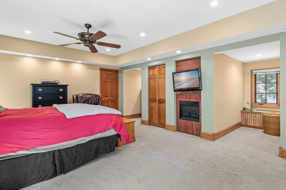 1377 2nd Avenue Newport, MN 55055