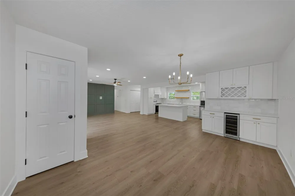 710 31ST AVENUE St Petersburg, FL 33704