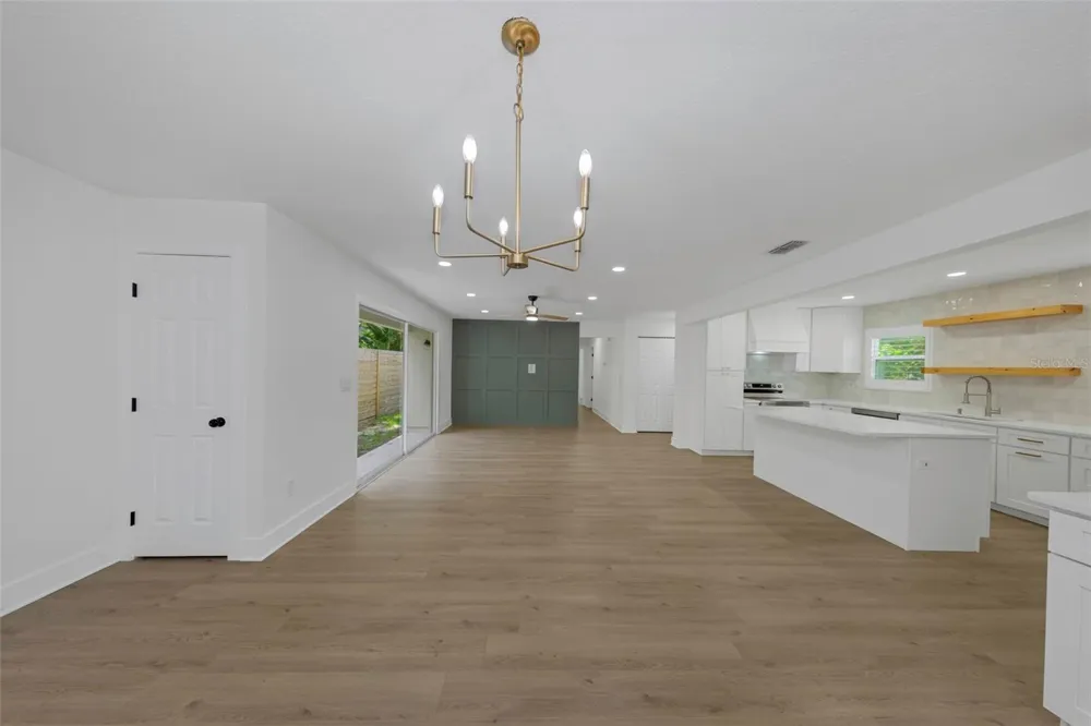710 31ST AVENUE St Petersburg, FL 33704