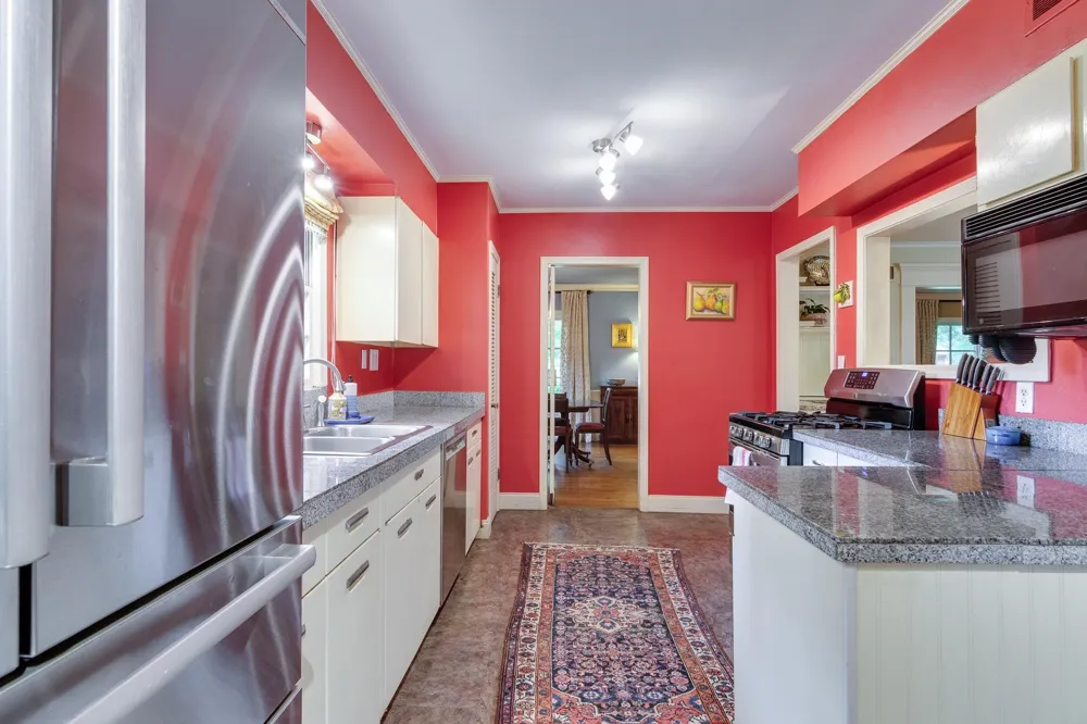65 LAVERNE LN Memphis, TN 38117