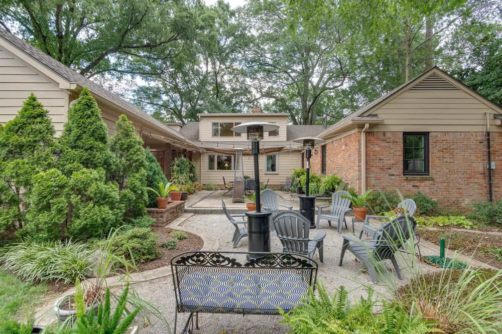 65 LAVERNE LN Memphis, TN 38117