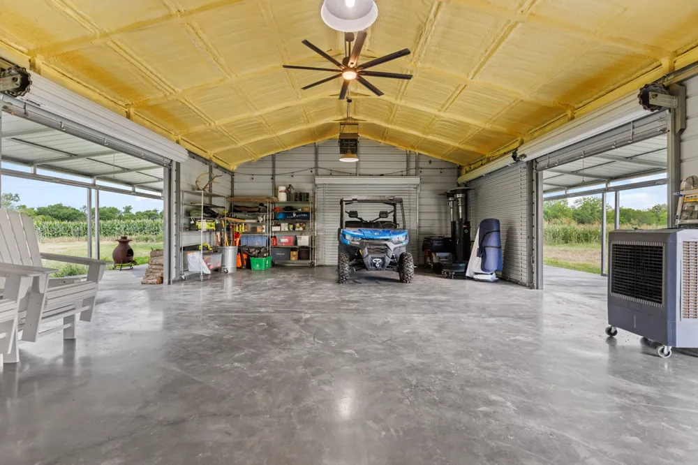 300 Grellhesl West, TX 76691