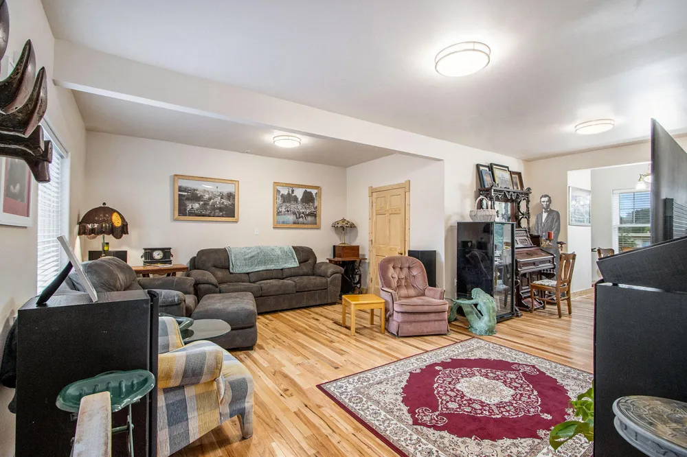 115 Gremps Street Paw Paw Village, MI 49079