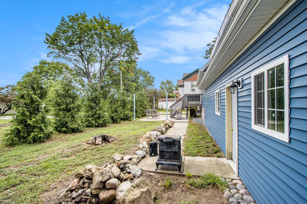 115 Gremps Street Paw Paw Village, MI 49079