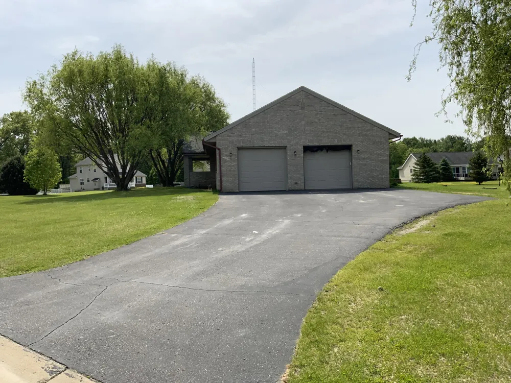 7715 Hidden Knoll Court NE #41 Conway Township, MI 48418