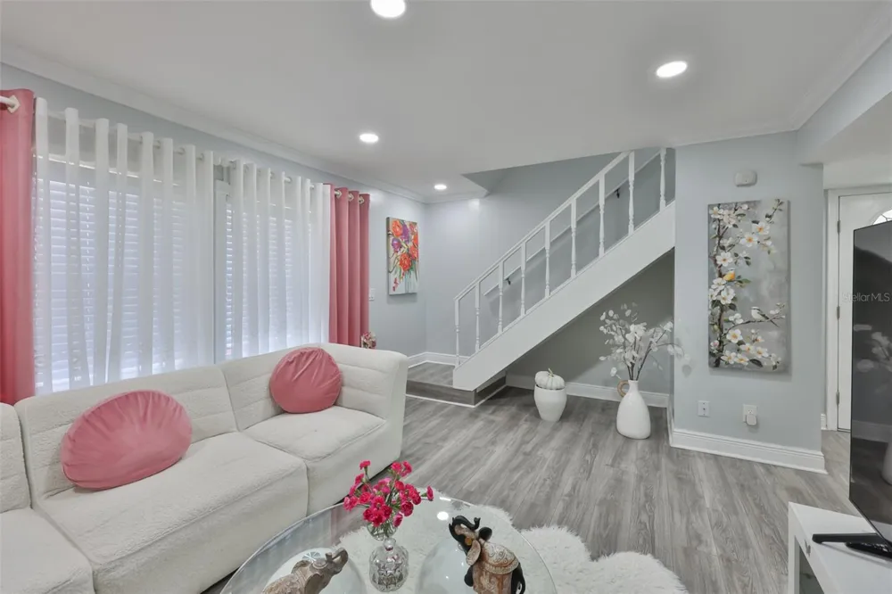 1865 CLEARBROOKE DRIVE Clearwater, FL 33760