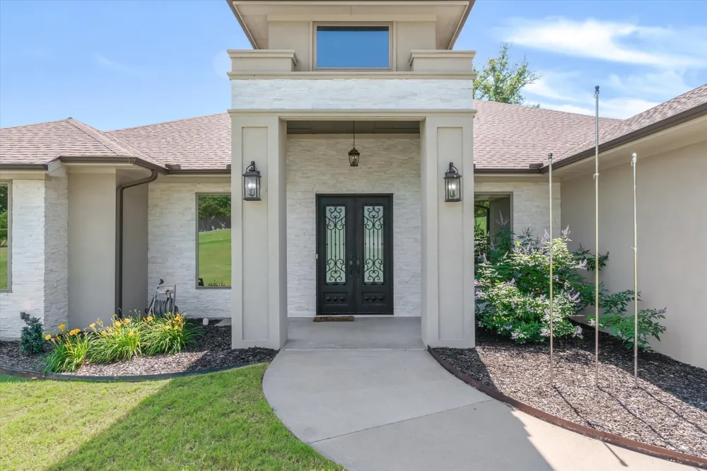 147 County Road 2309 Mineola, TX 75773