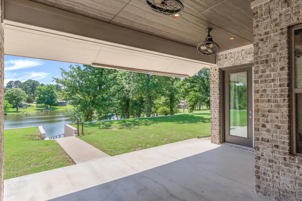 147 County Road 2309 Mineola, TX 75773