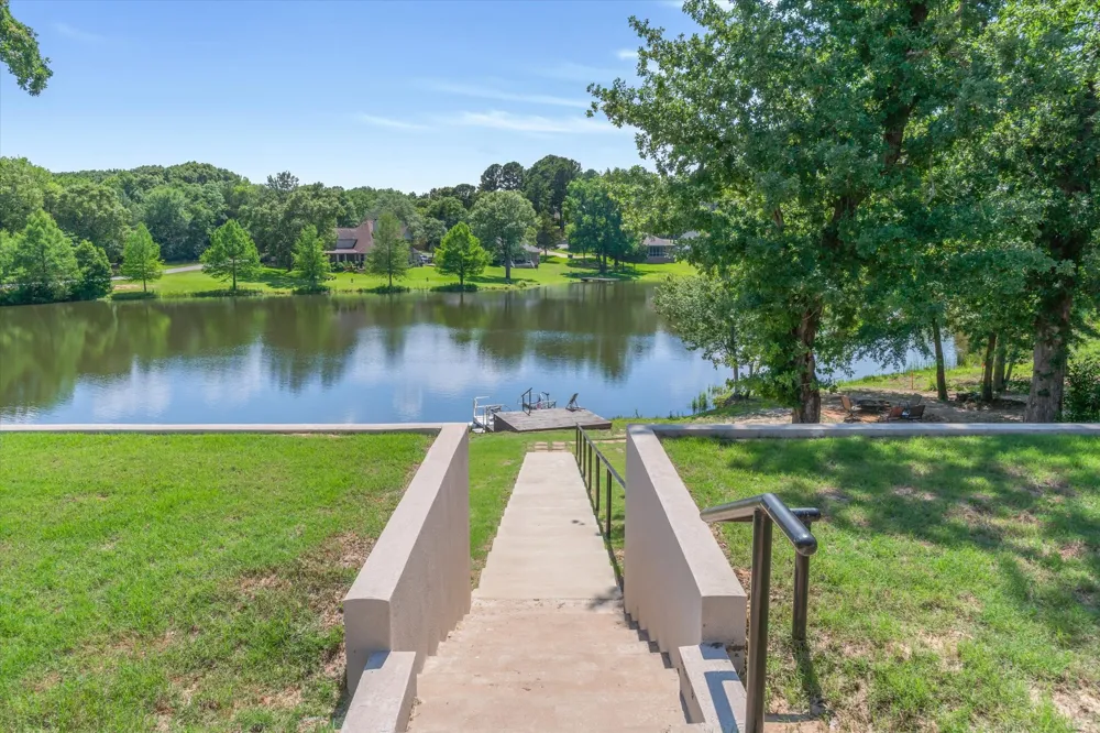 147 County Road 2309 Mineola, TX 75773