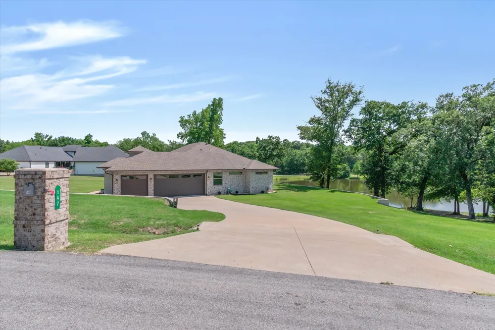 147 County Road 2309 Mineola, TX 75773