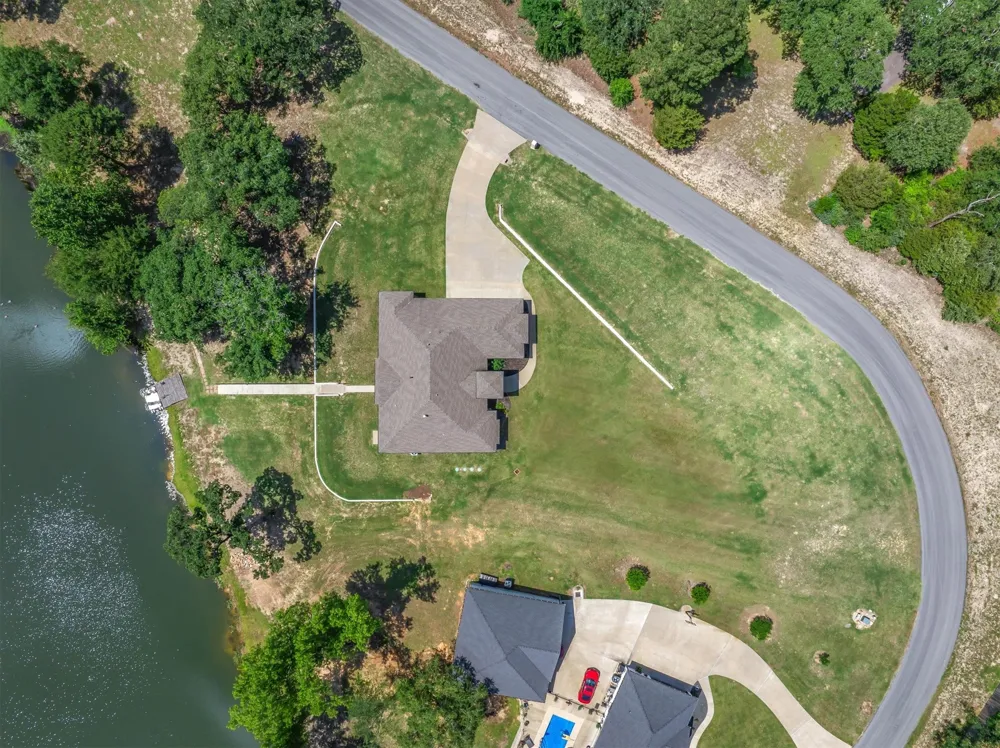147 County Road 2309 Mineola, TX 75773