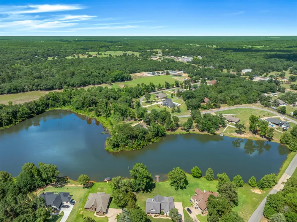 147 County Road 2309 Mineola, TX 75773