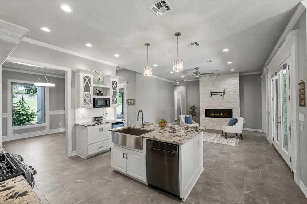 147 County Road 2309 Mineola, TX 75773