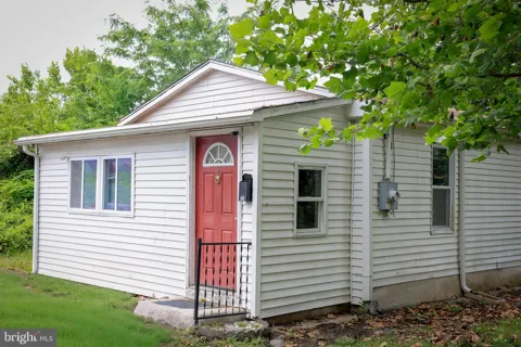 114 DEMING AVENUE