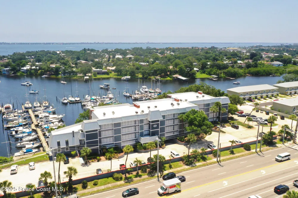 905 Harbor City Boulevard