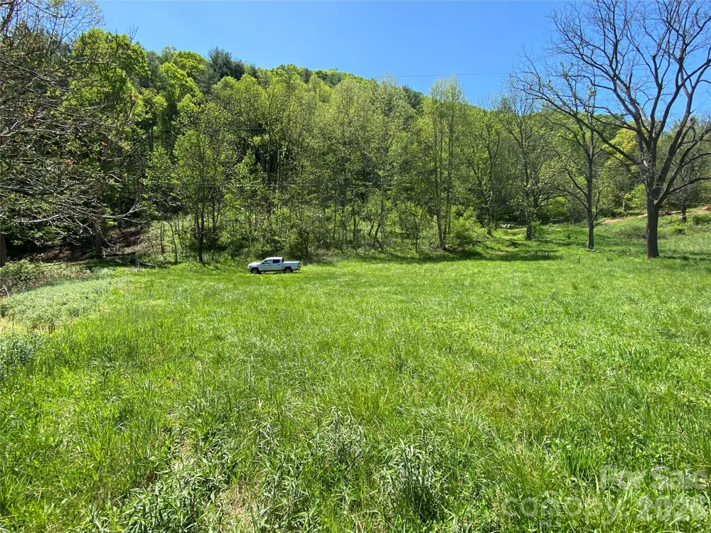 Tract 1 Hill Top Drive Burnsville, NC 28714