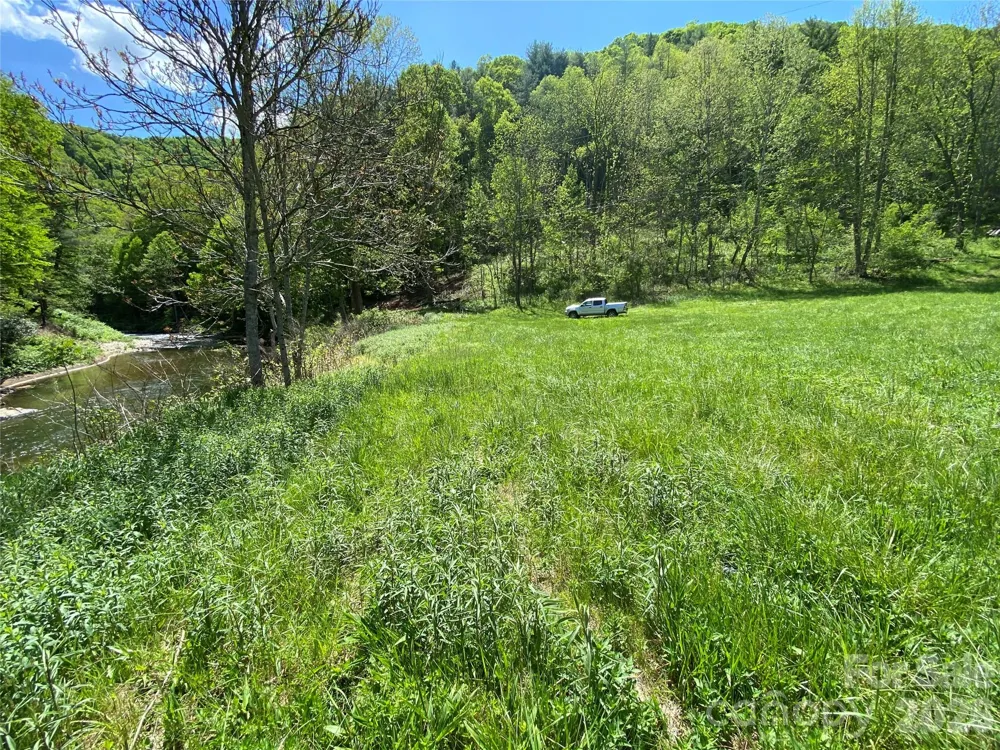 Tract 1 Hill Top Drive Burnsville, NC 28714