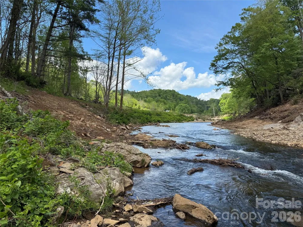 Tract 1 Hill Top Drive Burnsville, NC 28714