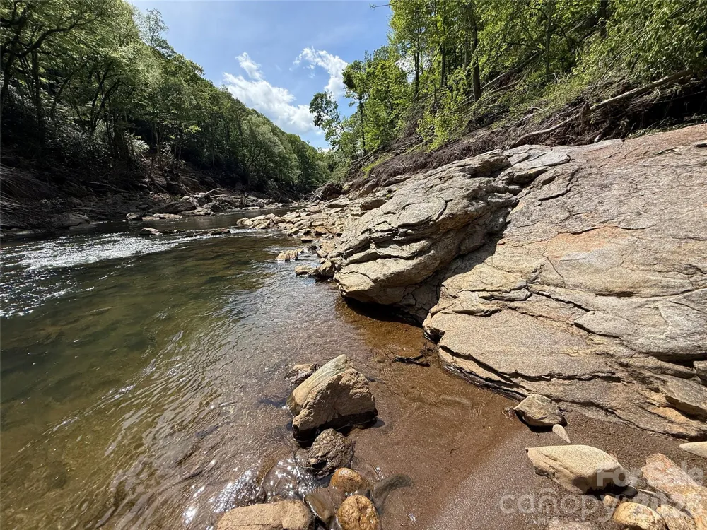 Tract 1 Hill Top Drive Burnsville, NC 28714