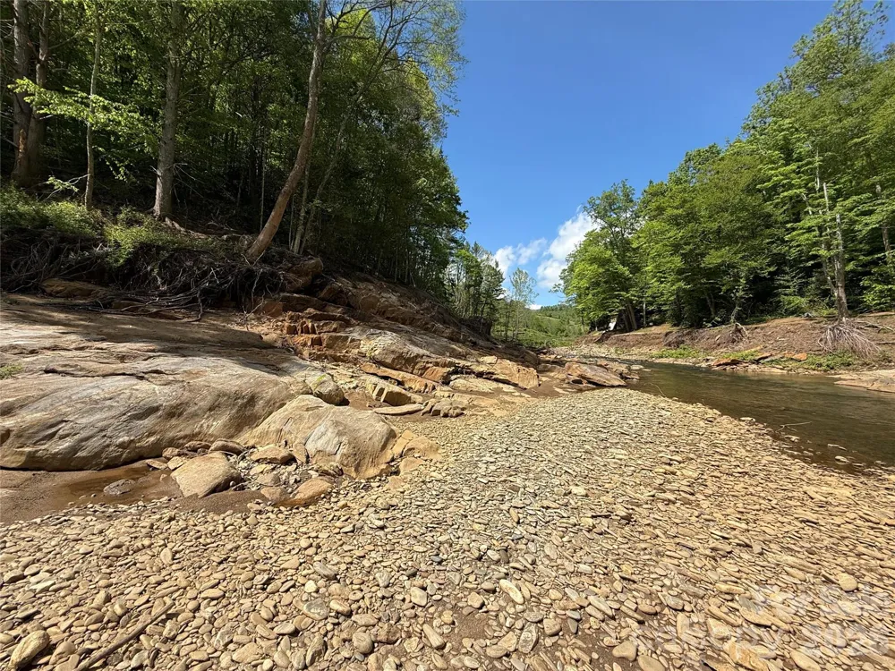 Tract 1 Hill Top Drive Burnsville, NC 28714