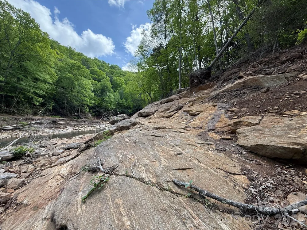 Tract 1 Hill Top Drive Burnsville, NC 28714