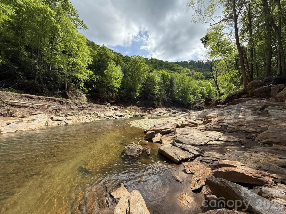 Tract 1 Hill Top Drive Burnsville, NC 28714