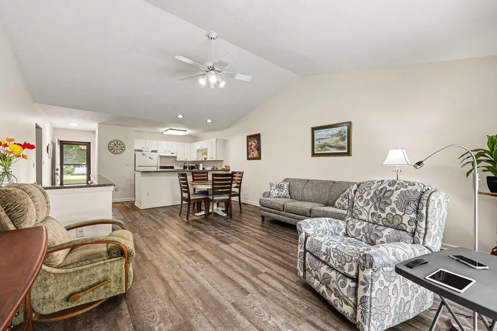 674 South Street Grass Lake, MI 49240
