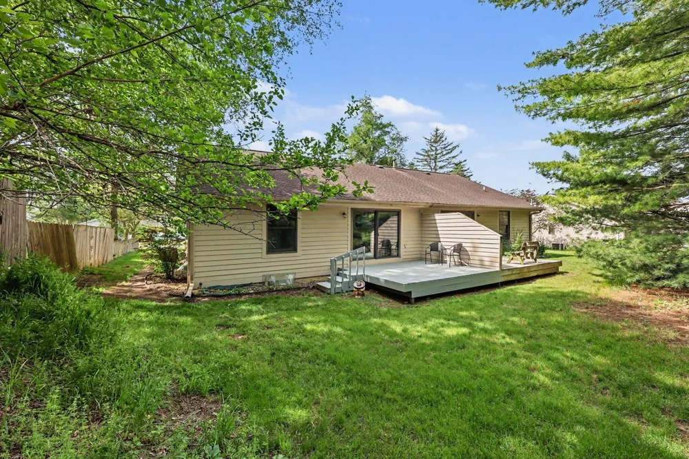 674 South Street Grass Lake, MI 49240