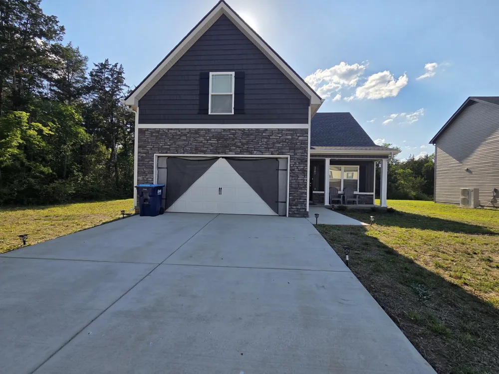 2101 Red Barn Road Christiana, TN 37037