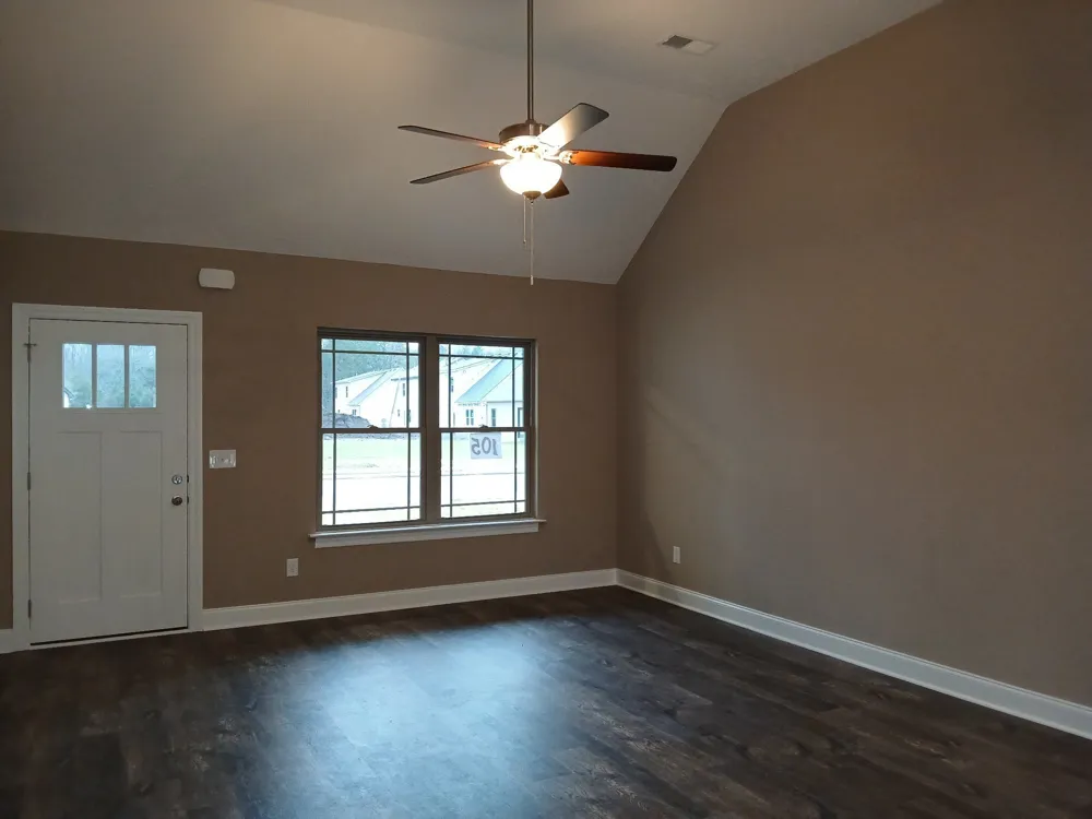 2101 Red Barn Road Christiana, TN 37037