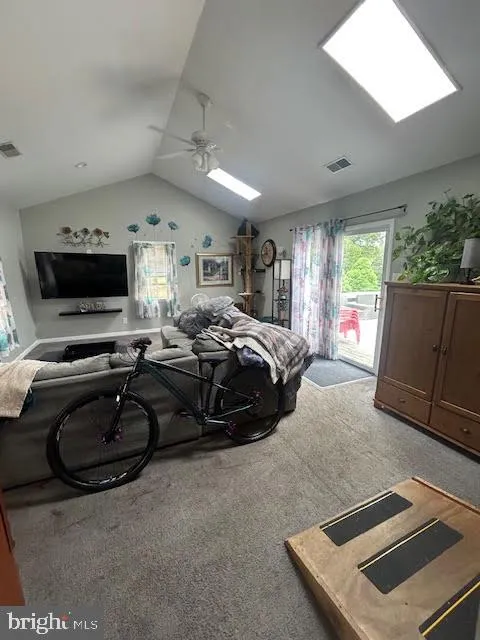 1145 HESSIAN West Deptford, NJ 08093