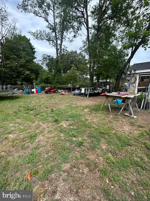 1145 HESSIAN West Deptford, NJ 08093