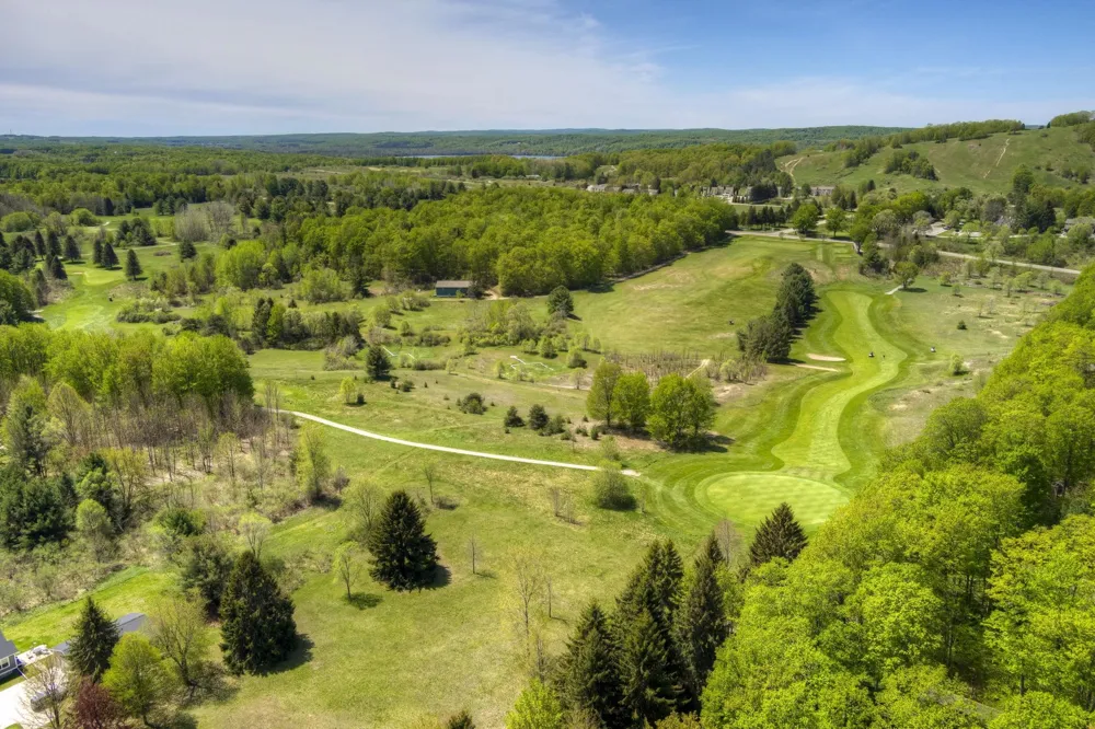 4451 S Hemlock Road Centerville Township, MI 49621