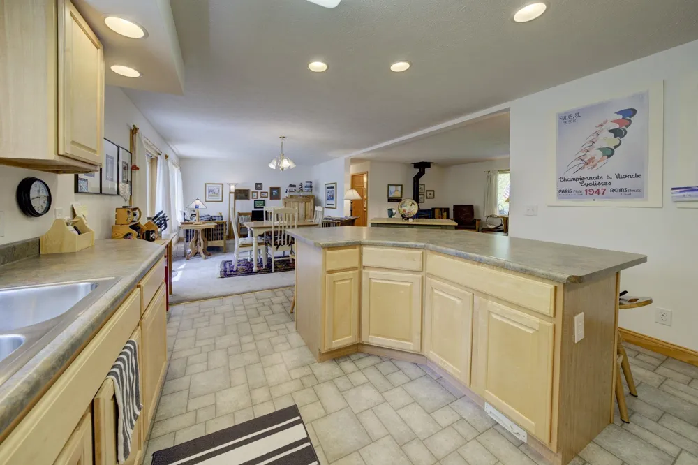 4451 S Hemlock Road Centerville Township, MI 49621