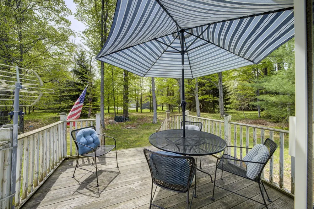 4451 S Hemlock Road Centerville Township, MI 49621