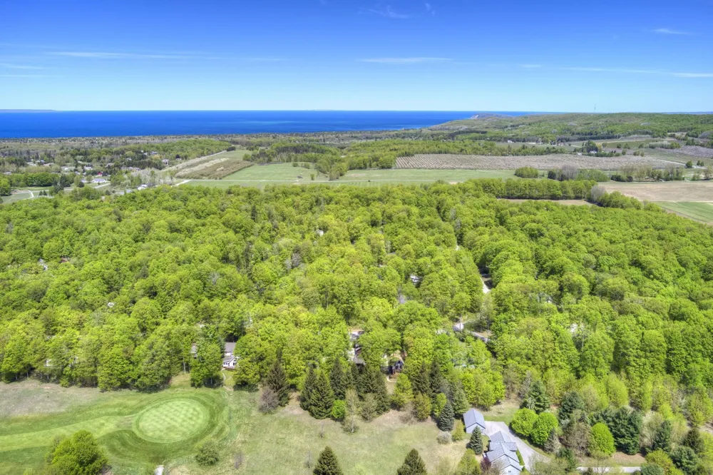 4451 S Hemlock Road Centerville Township, MI 49621