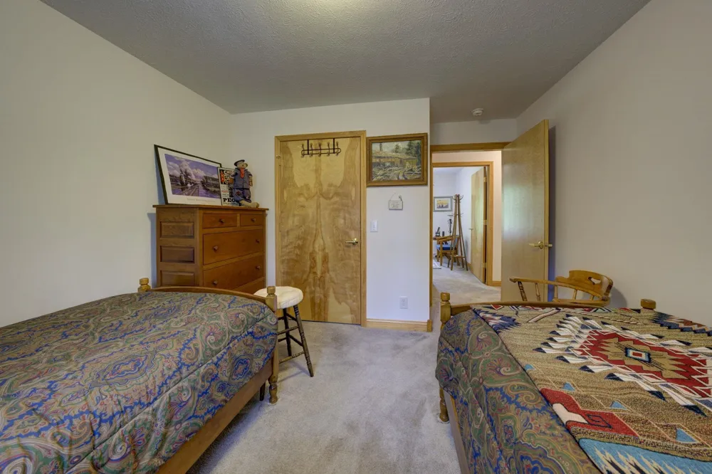 4451 S Hemlock Road Centerville Township, MI 49621