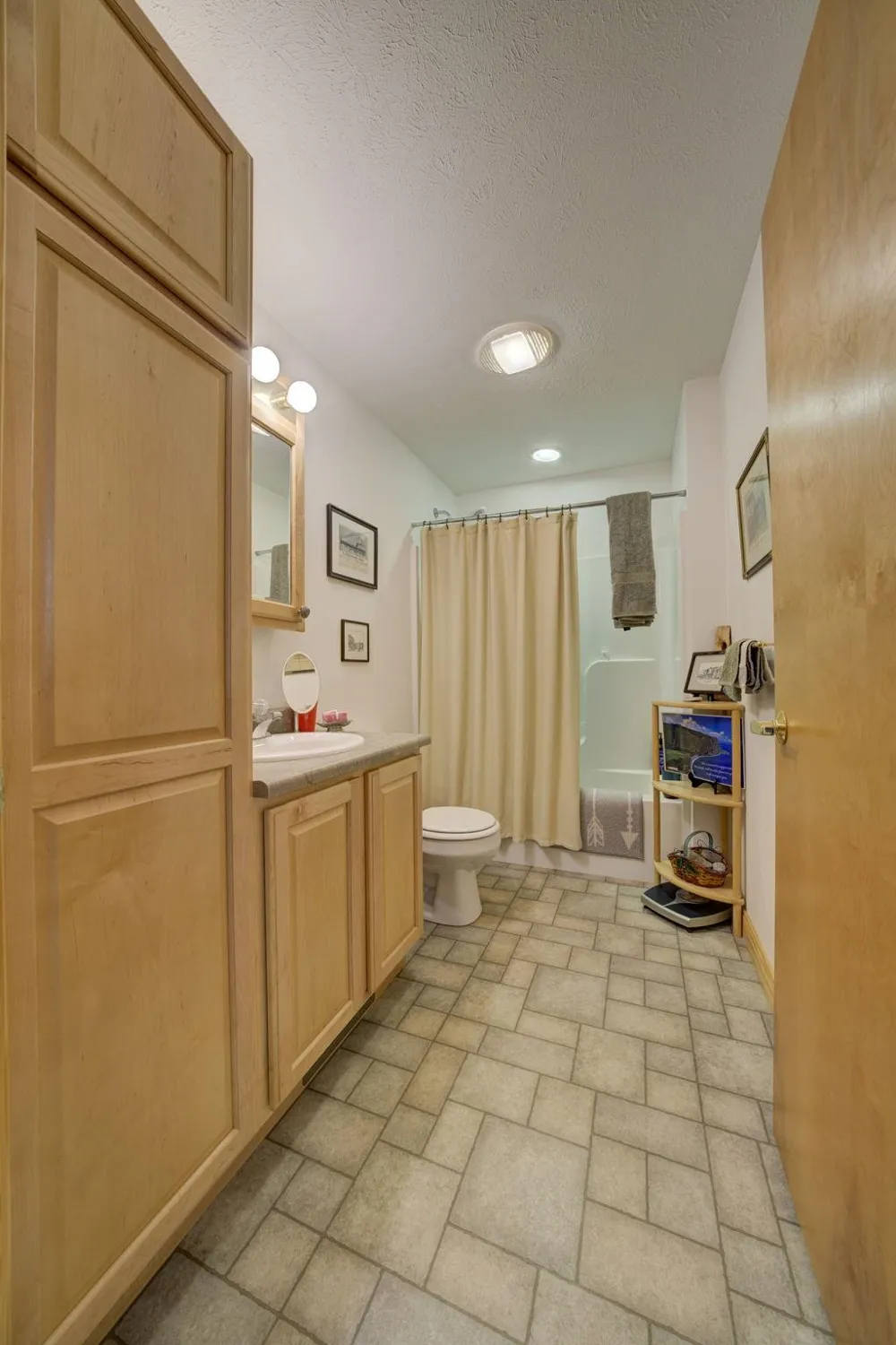 4451 S Hemlock Road Centerville Township, MI 49621