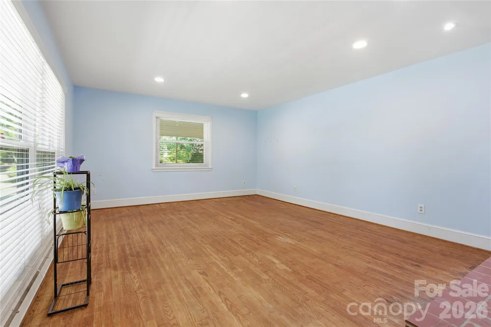 4411 US 221 Highway Forest City, NC 28043