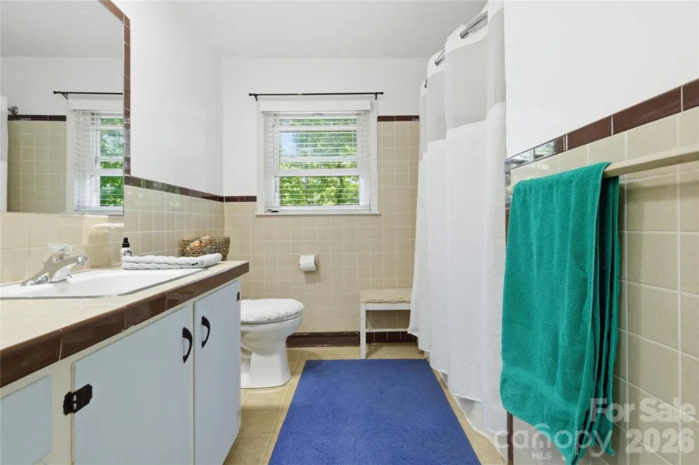 4411 US 221 Highway Forest City, NC 28043