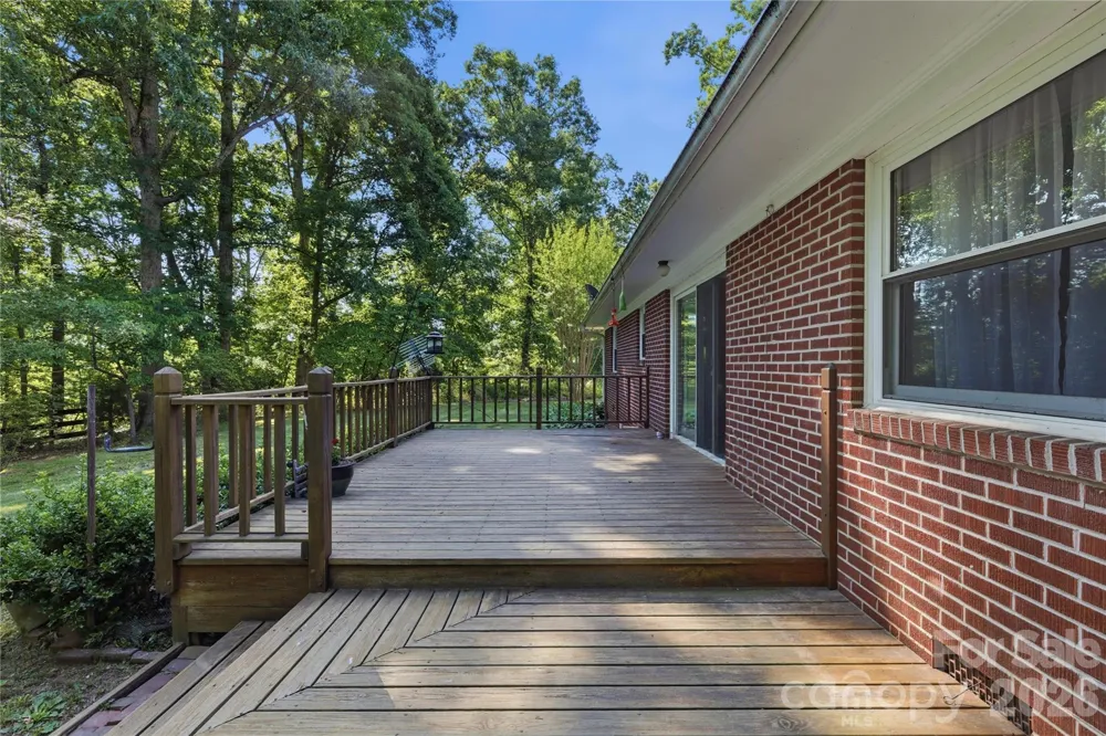 4411 US 221 Highway Forest City, NC 28043