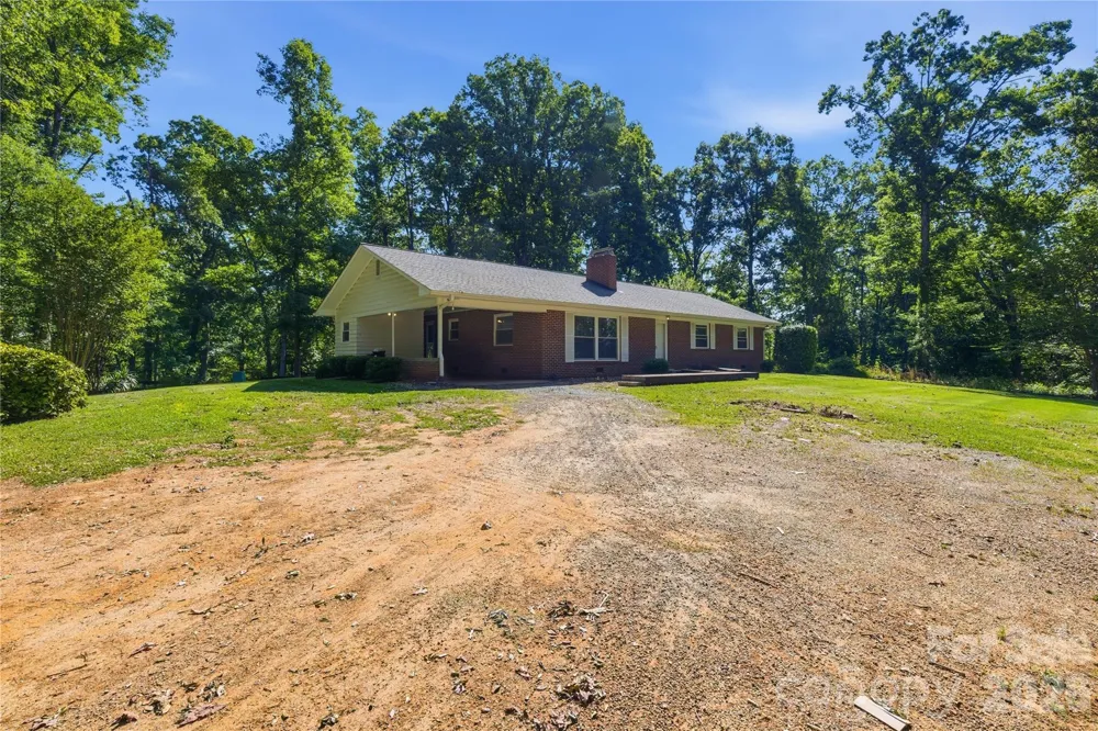 4411 US 221 Highway Forest City, NC 28043