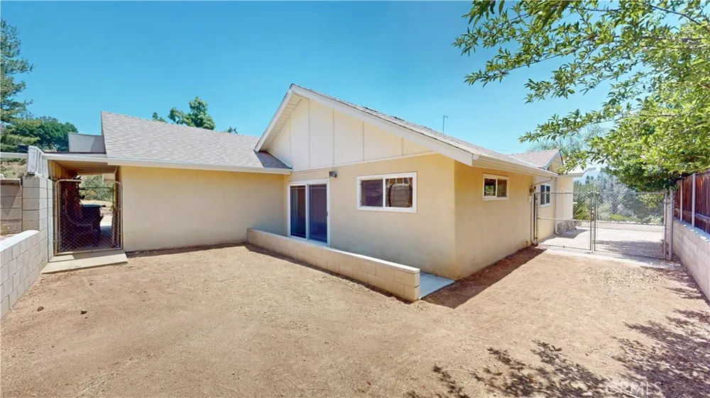 11326 Eby Canyon Road Sunland, CA 91040