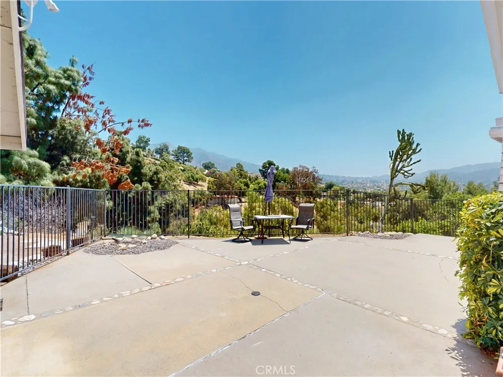 11326 Eby Canyon Road Sunland, CA 91040